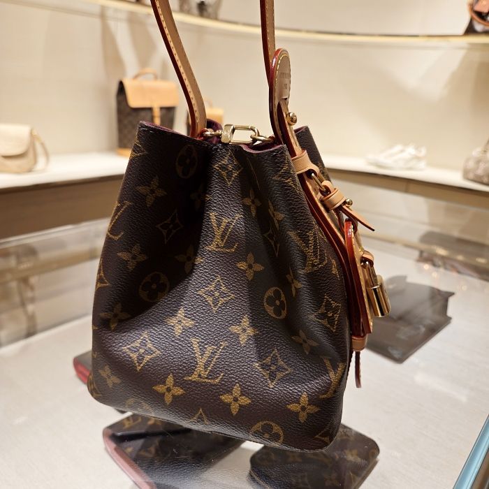 LV 올인 BB 모노그램