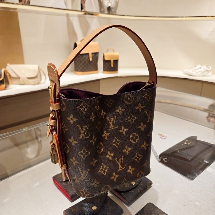 LV 올인 BB 모노그램